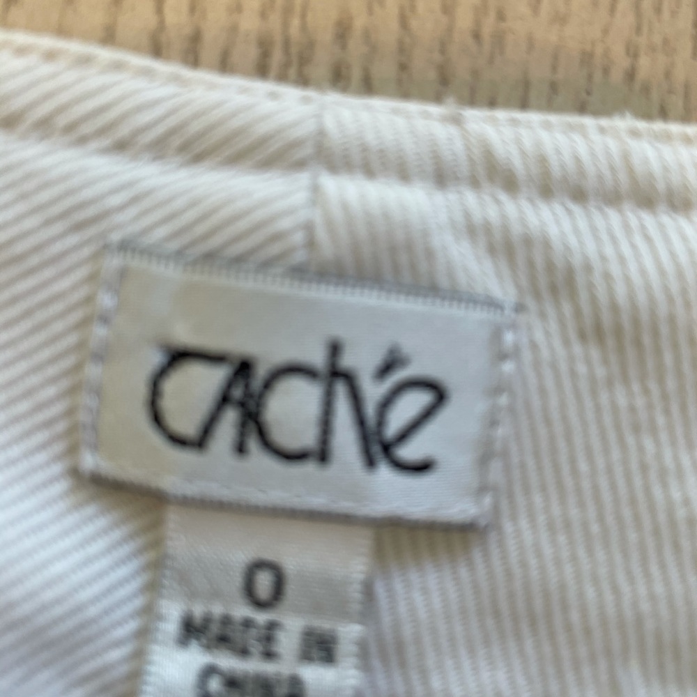 Cache, Silver Chain designed White Jeans Sz 0 - Picture 6 of 9